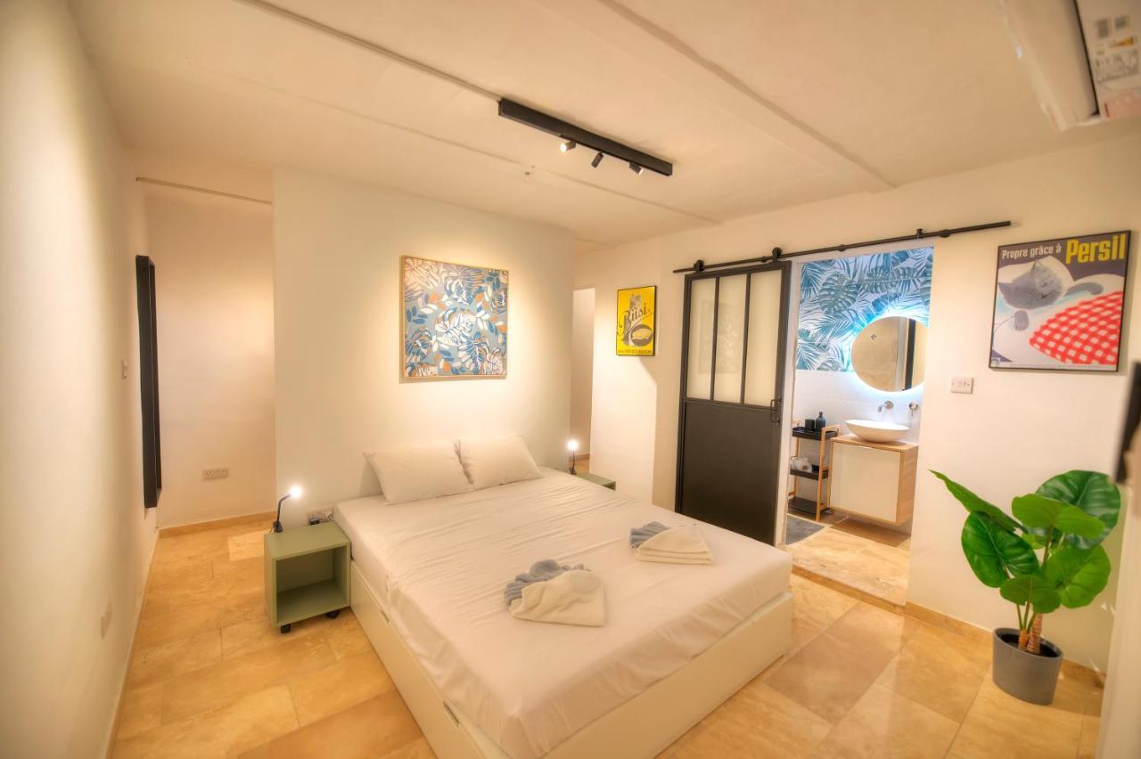 Gunlayer Maisonette Floriana Esterno foto
