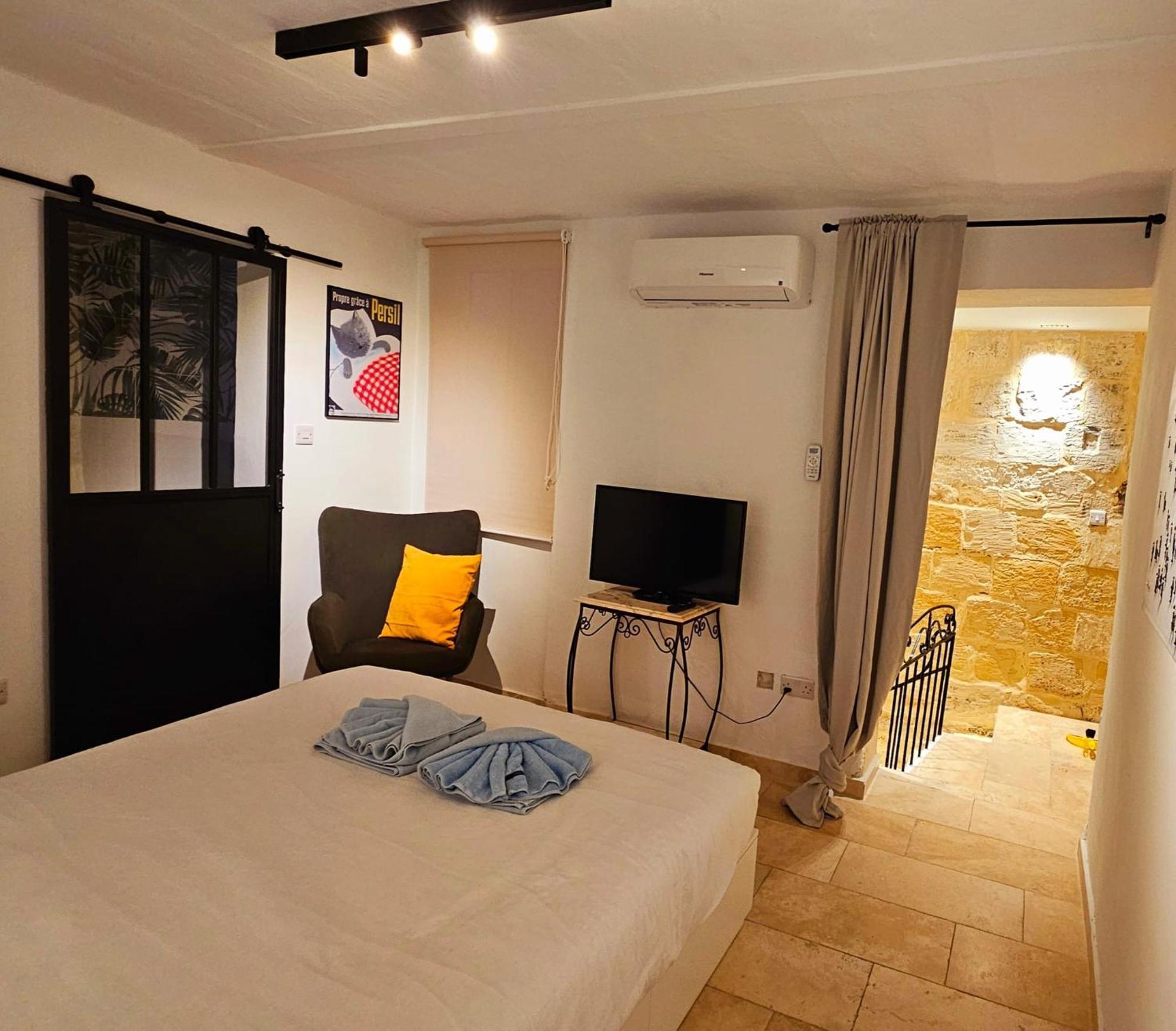 Gunlayer Maisonette Floriana Esterno foto