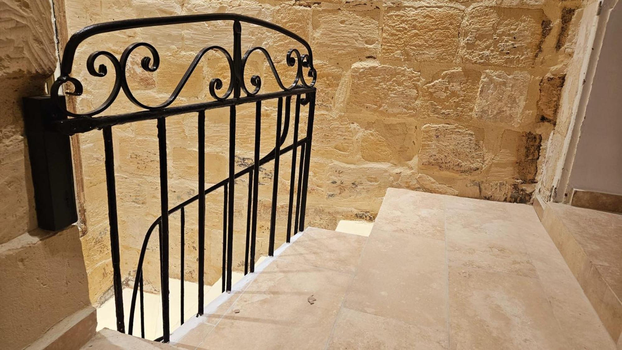 Gunlayer Maisonette Floriana Esterno foto